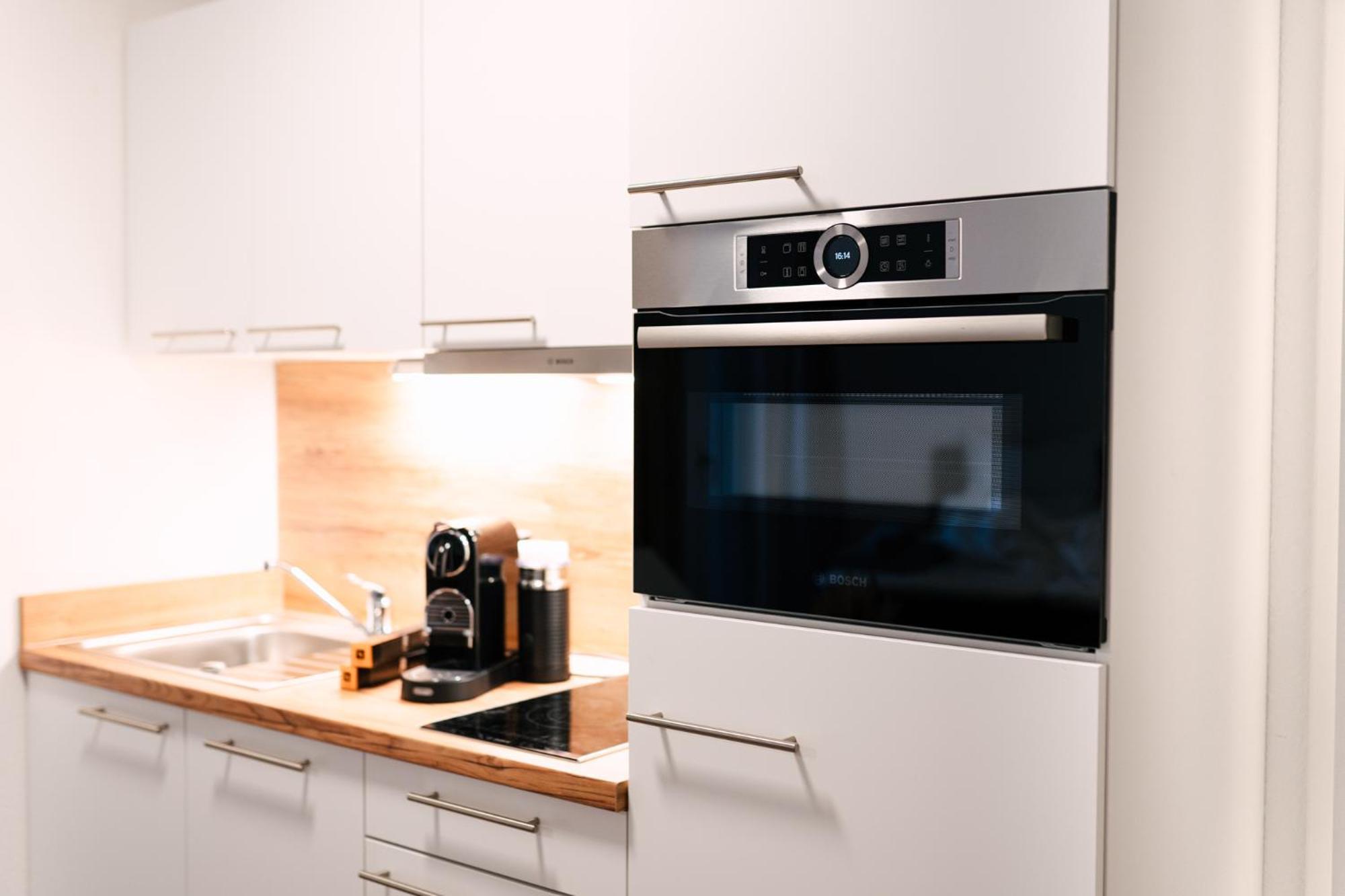 Zentrahome - Balkon Outlet Zentral Smarttv Business メッツィンゲン エクステリア 写真